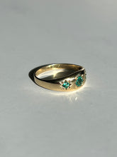 Load image into Gallery viewer, London Emerald Starburst Trilogy Ring