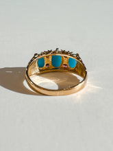 Load image into Gallery viewer, Vintage Turquoise Garnet Boat Ring