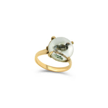 Load image into Gallery viewer, Antique English Crystal Pheasant Essex Ring