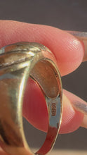 Load and play video in Gallery viewer, Vintage 14k Baguette Diamond Shell Bombe Ring