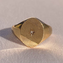 Load image into Gallery viewer, Vintage 9k Gypsy Starburst Striped Signet Ring 1976