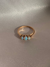 Load image into Gallery viewer, Antique Victorian Opal 14k Gold Trilogy Cabachon Ring