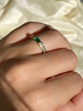 Load image into Gallery viewer, Vintage 9k Gold Emerald and Diamond Ring