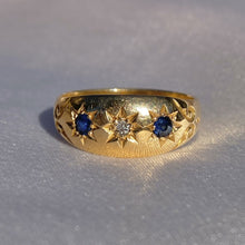 Load image into Gallery viewer, Antique Gypsy Diamond Sapphire 18k Gold Band Ring