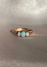 Load image into Gallery viewer, Antique Victorian Opal 14k Gold Trilogy Cabachon Ring