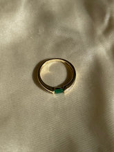 Load image into Gallery viewer, Vintage 9k Gold Emerald and Diamond Ring