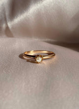 Load image into Gallery viewer, Vintage Pearl Art Deco 10k Gold Claw Ring