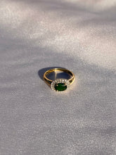 Load image into Gallery viewer, Vintage 9k Gold Peridot Diamond Crown Ring