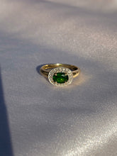 Load image into Gallery viewer, Vintage 9k Gold Peridot Diamond Crown Ring