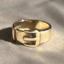 Load image into Gallery viewer, Vintage Belt Buckle 9k Gold Ring