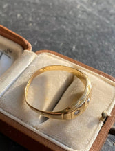 Load image into Gallery viewer, Antique Gypsy Diamond Ring 18k Trilogy Starburst Band