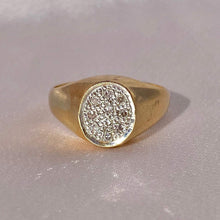 Load image into Gallery viewer, Vintage 9k Oval Diamond Cluster Signet Ring