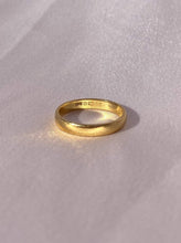 Load image into Gallery viewer, Vintage 18k Gold Wedding Band 1988