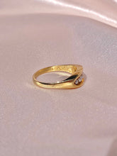 Load image into Gallery viewer, Vintage 9k Pearl Boat Ring