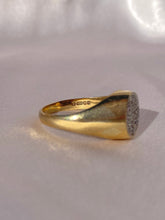 Load image into Gallery viewer, Vintage 9k Oval Diamond Cluster Signet Ring