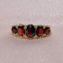 Load image into Gallery viewer, Vintage 9k Five Garnet Ring
