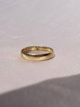 Load image into Gallery viewer, Vintage 9k Diamond Love Band
