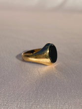 Load image into Gallery viewer, Vintage 9k Onyx Signet Ring 1970