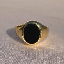Load image into Gallery viewer, Vintage 9k Onyx Signet Ring 1970