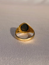 Load image into Gallery viewer, Vintage 9k Onyx Signet Ring 1970