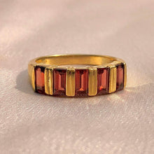 Load image into Gallery viewer, Vintage 9k Baguette Garnet Ring
