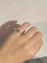Load image into Gallery viewer, Vintage 9k Emerald Diamond Twist Ring