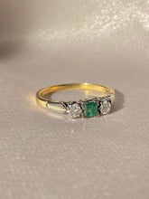 Load image into Gallery viewer, Antique 18k Emerald Diamond Art Deco Ring