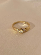 Load image into Gallery viewer, Vintage 9k Solitaire Diamond Swirl Ring