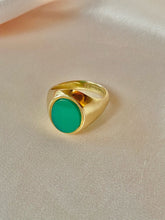 Load image into Gallery viewer, Vintage 9k Agate Signet Ring 1992