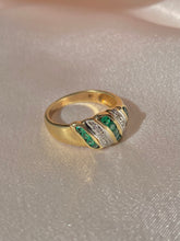 Load image into Gallery viewer, Vintage 14k Emerald Diamond Striped Ring