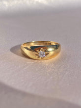 Load image into Gallery viewer, Vintage 9k Solitaire Diamond Starburst Gypsy Ring 1987