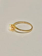 Load image into Gallery viewer, Vintage 14k Diamond Opal Cabochon Dainty Ring