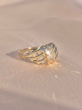 Load image into Gallery viewer, Vintage 10k Baguette Diamond Cluster Ring 1.00 cts