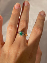 Load image into Gallery viewer, Vintage 9k Emerald Diamond Cluster Ring