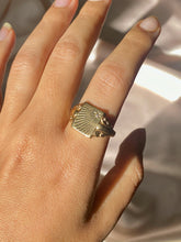 Load image into Gallery viewer, Vintage 9k Diamond Sunburst Signet Ring 1973