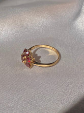 Load image into Gallery viewer, Vintage 9k Garnet Flower Cluster Ring 1992