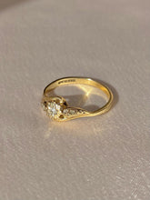 Load image into Gallery viewer, Vintage 9k Diamond Swirl Ring