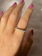 Load image into Gallery viewer, Vintage 9k Diamond Crossover Ring