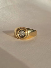 Load image into Gallery viewer, Vintage 10k Circle Diamond Cluster Ring