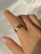 Load image into Gallery viewer, Vintage 14k Diamond Starburst Band
