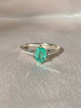 Load image into Gallery viewer, Vintage 14k White Gold Emerald Diamond Foliate Ring 1.00 ctw