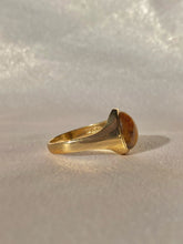 Load image into Gallery viewer, Vintage 9k Tigers Eye Cabochon Signet Ring 1975