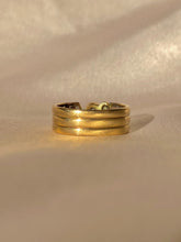 Load image into Gallery viewer, Vintage 18k Mauve Star Sapphire Diamond Coil Band