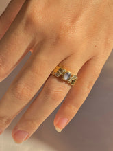 Load image into Gallery viewer, Vintage 18k Mauve Star Sapphire Diamond Coil Band