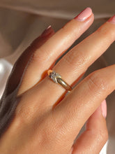 Load image into Gallery viewer, Vintage 9k Diamond X Band 1994