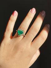 Load image into Gallery viewer, Vintage 14k Emerald Diamond Halo Heart Ring