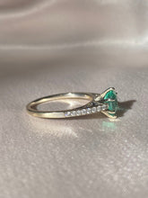 Load image into Gallery viewer, Vintage 14k White Gold Emerald Diamond Foliate Ring 1.00 ctw