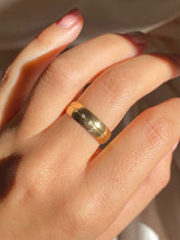 Load image into Gallery viewer, Vintage 9k Diamond Wide Band 1984