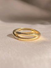 Load image into Gallery viewer, Vintage 9k Diamond Channel Crossover Band
