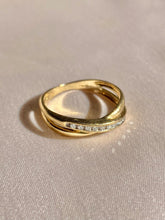 Load image into Gallery viewer, Vintage 9k Diamond Channel Crossover Band